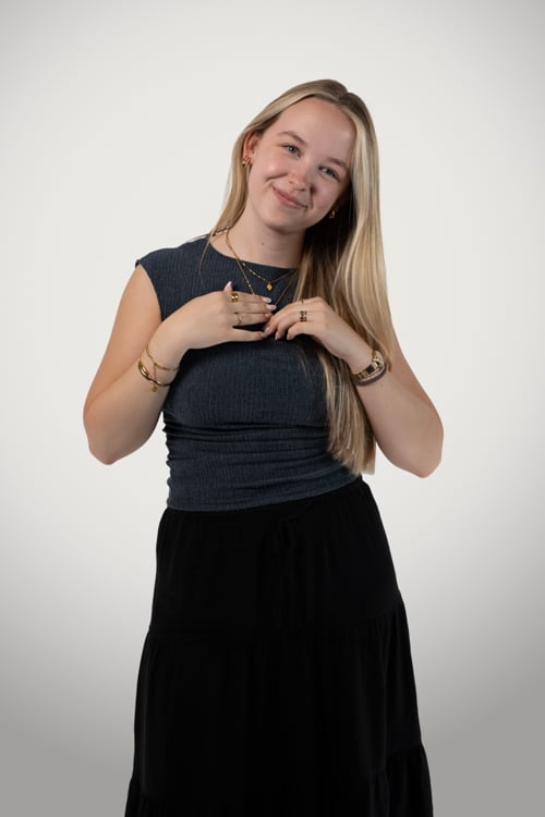 Alana_Schrag_MS_Web (1)